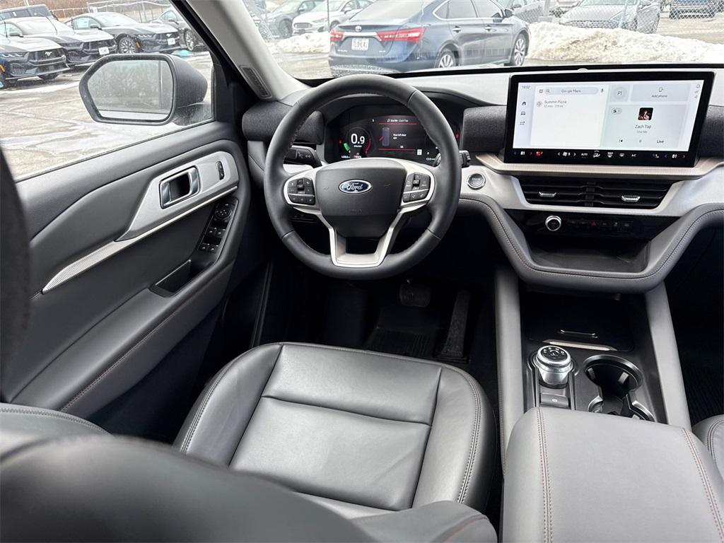 new 2025 Ford Explorer car, priced at $44,441