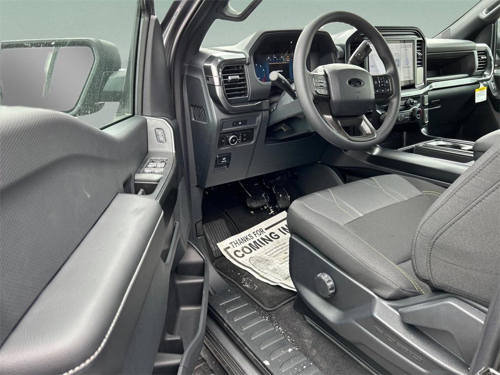 new 2025 Ford F-150 car, priced at $51,432