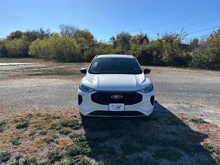 new 2024 Ford Escape car, priced at $32,000