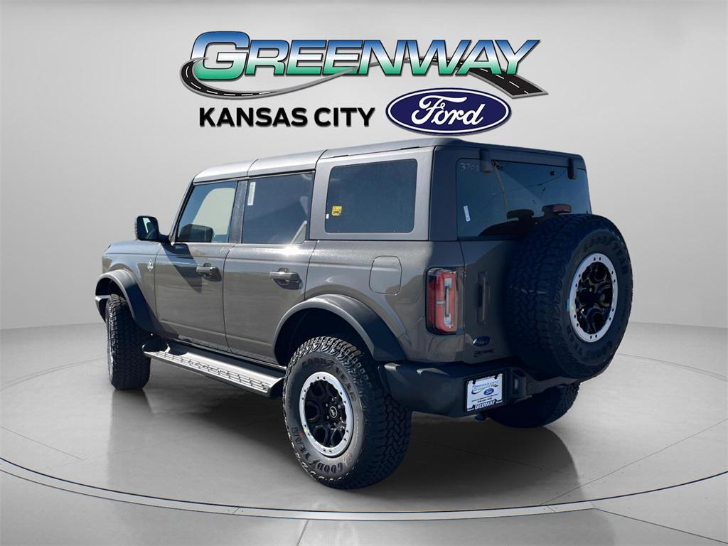 new 2025 Ford Bronco car, priced at $55,409