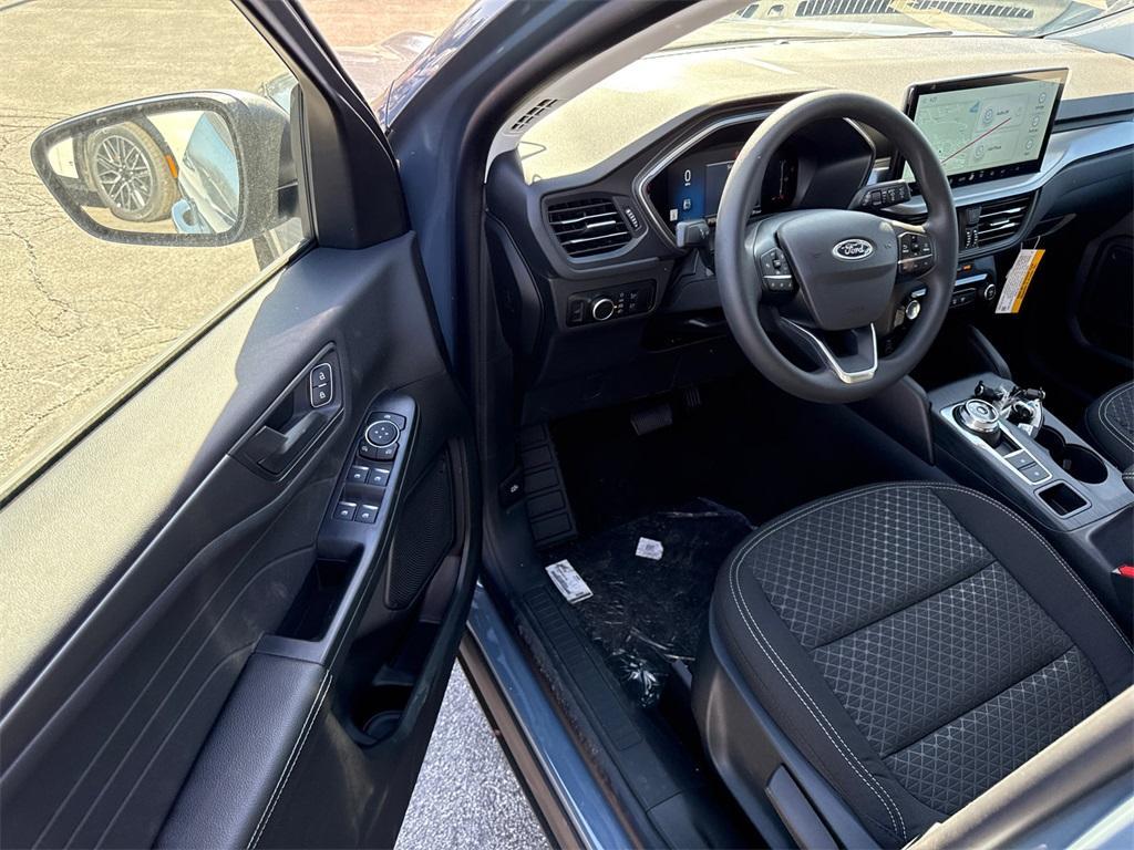 new 2025 Ford Escape car, priced at $27,262