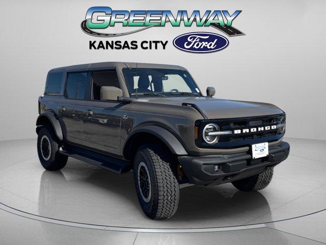 new 2025 Ford Bronco car, priced at $55,993