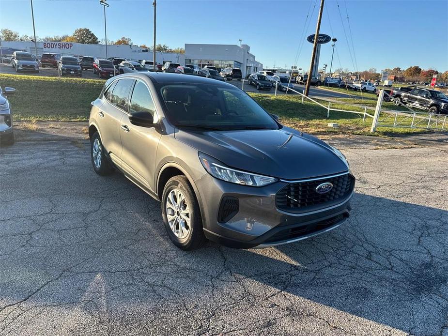 new 2024 Ford Escape car, priced at $30,000