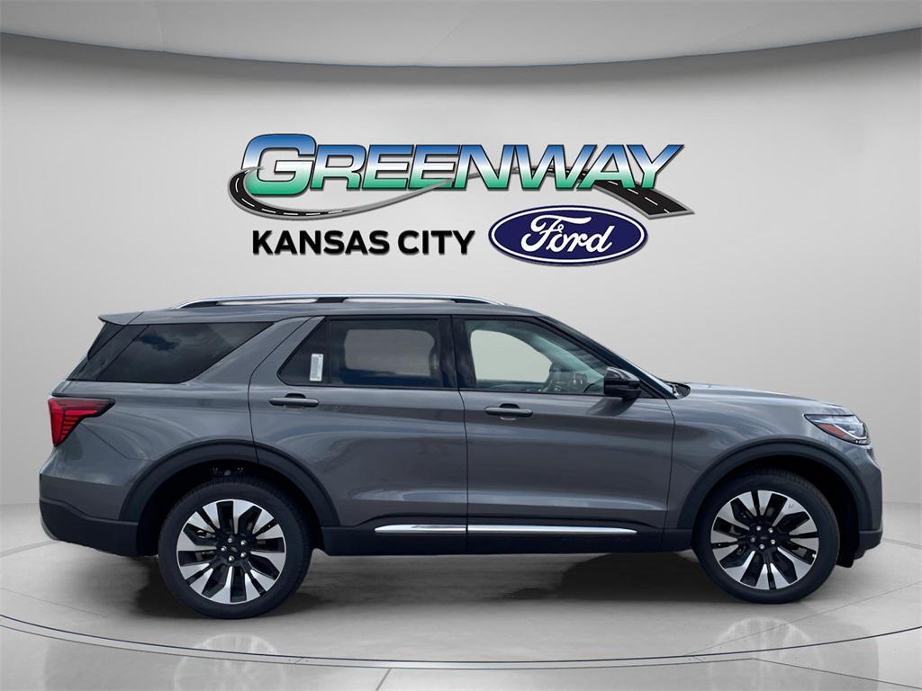 new 2025 Ford Explorer car