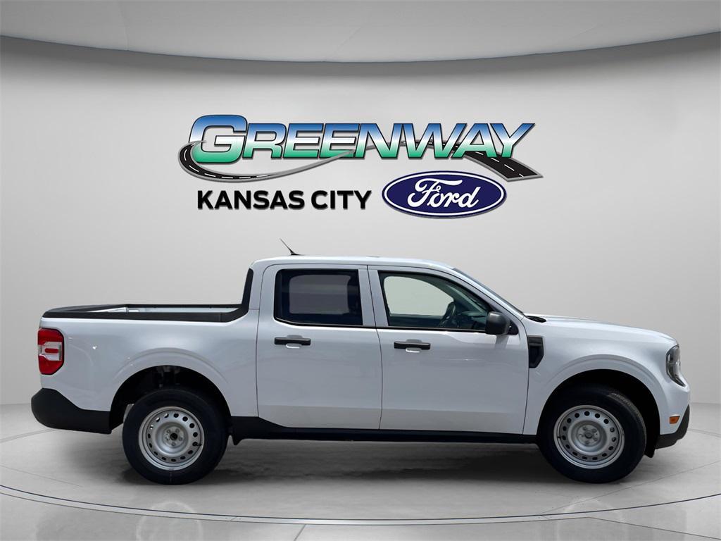 new 2025 Ford Maverick car