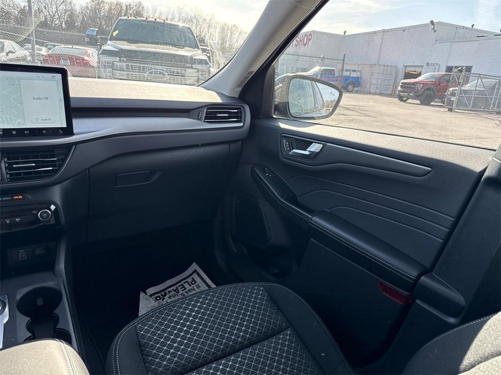new 2024 Ford Escape car, priced at $31,412