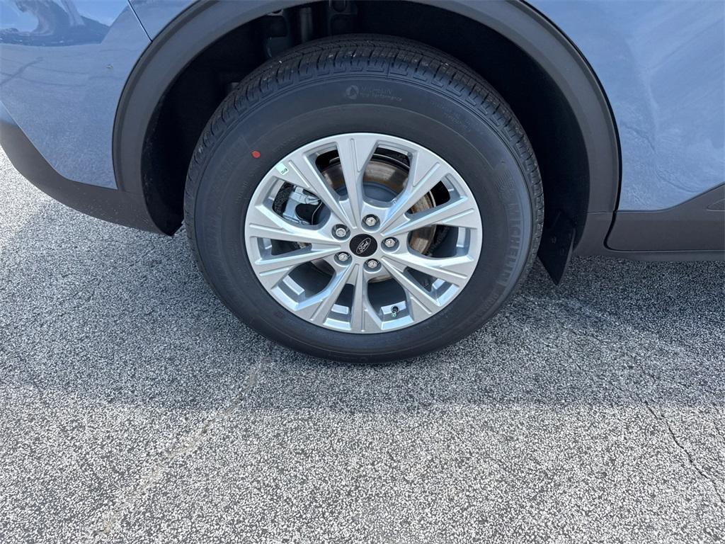 new 2025 Ford Escape car, priced at $27,882