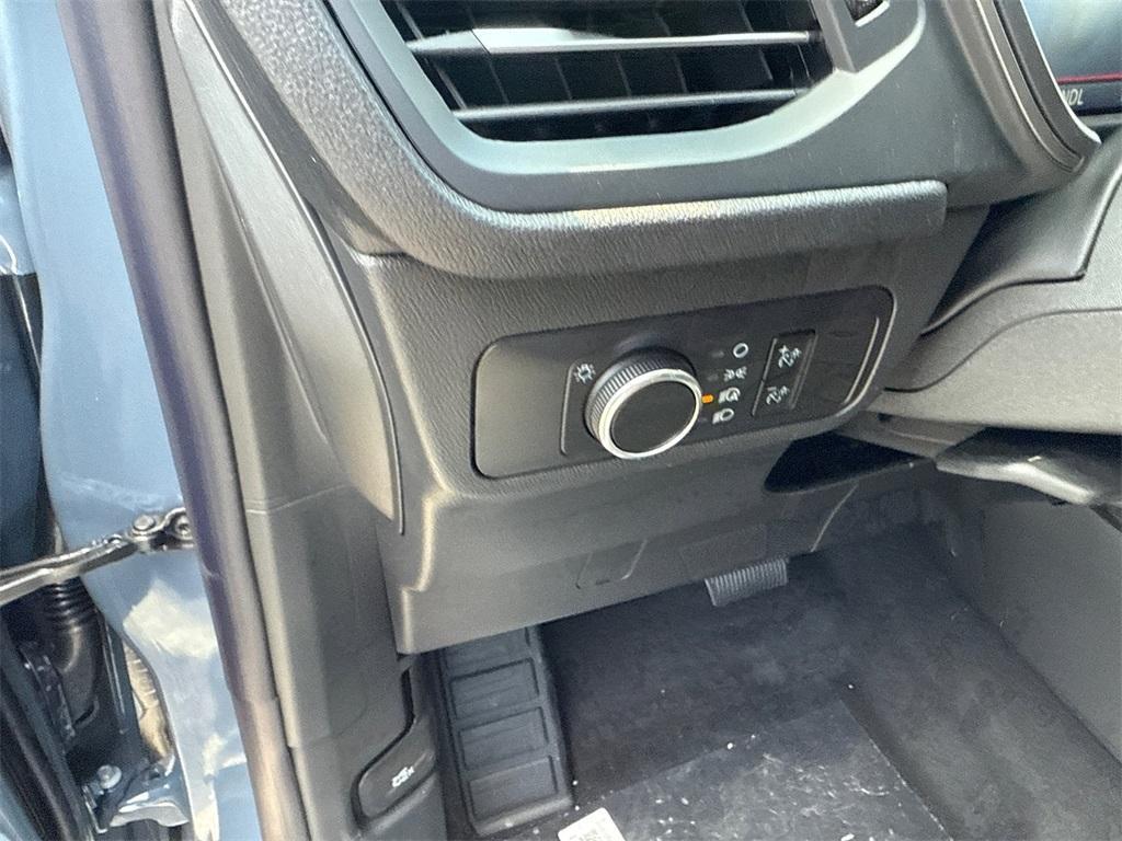 new 2025 Ford Escape car, priced at $27,882