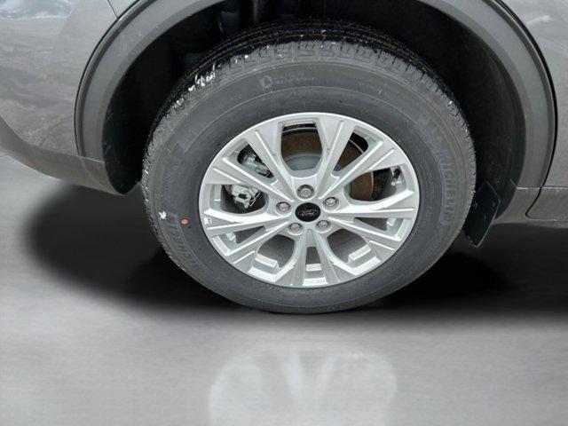 new 2024 Ford Escape car, priced at $30,000