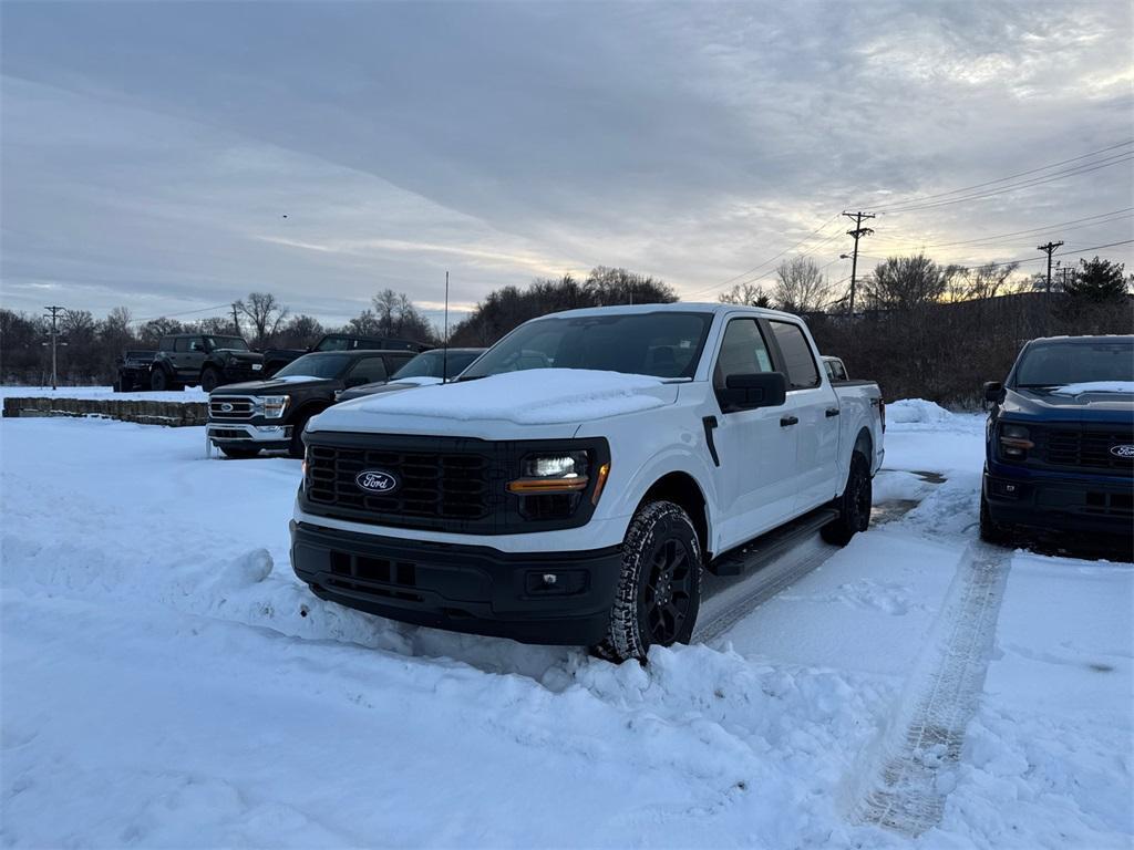 new 2024 Ford F-150 car, priced at $42,100