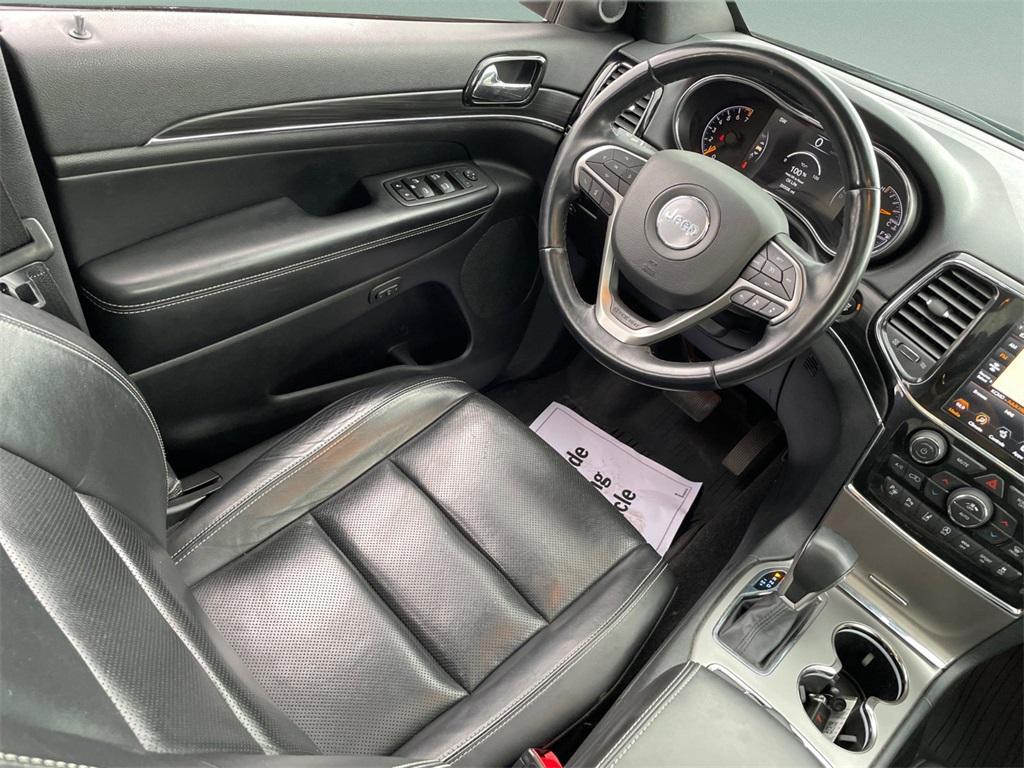 used 2021 Jeep Grand Cherokee car, priced at $28,490