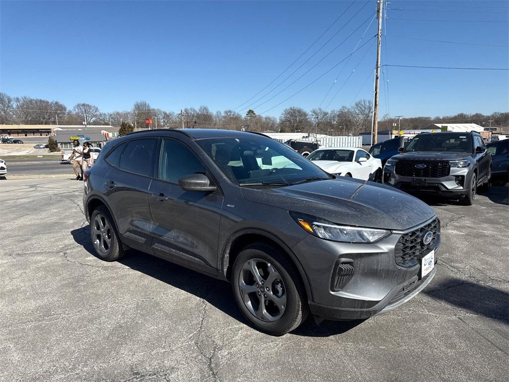 new 2025 Ford Escape car, priced at $29,810