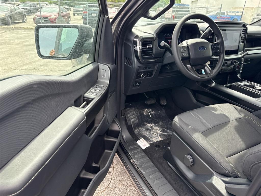 new 2025 Ford F-150 car, priced at $45,959