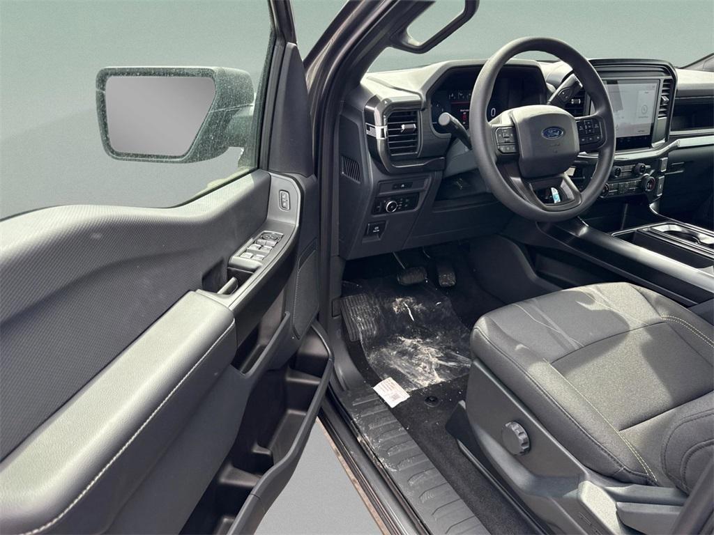new 2025 Ford F-150 car, priced at $44,668