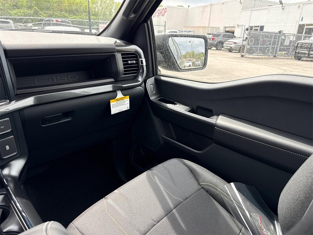 new 2025 Ford F-150 car, priced at $45,959