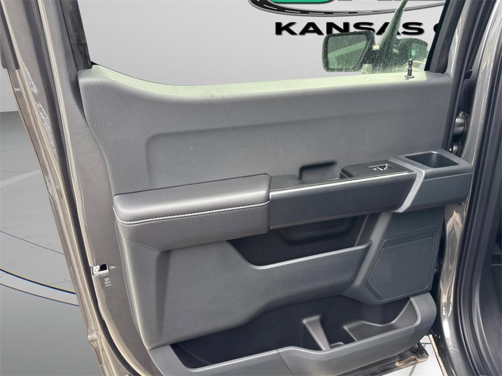 new 2025 Ford F-150 car, priced at $44,668