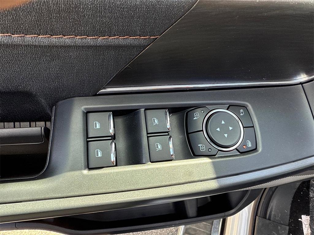 new 2025 Ford F-150 car, priced at $60,988