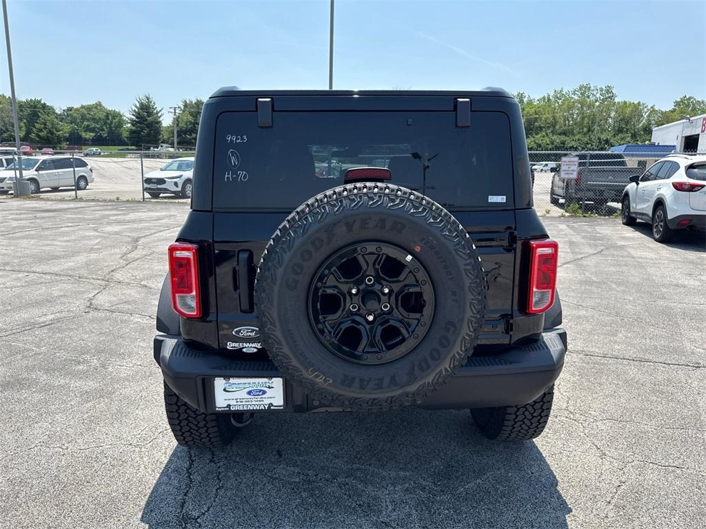 new 2025 Ford Bronco car, priced at $50,806