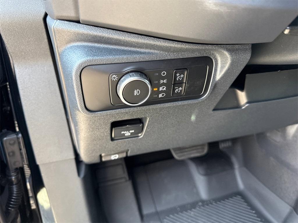 new 2025 Ford Bronco car, priced at $50,806
