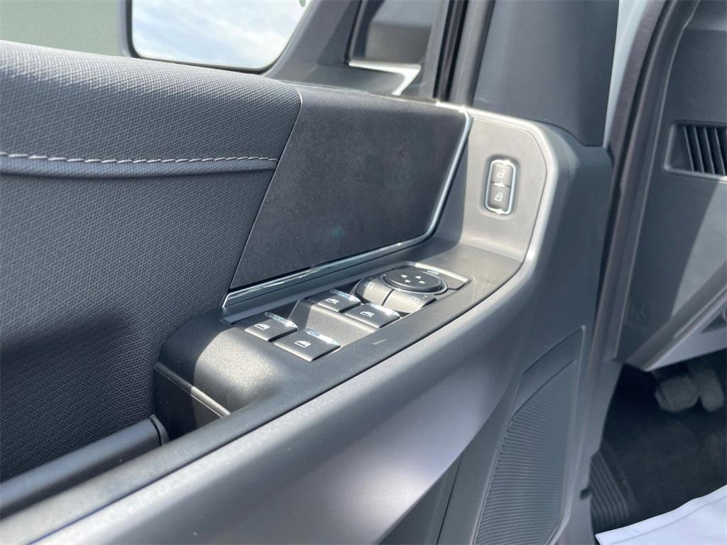 new 2025 Ford F-150 car, priced at $50,239