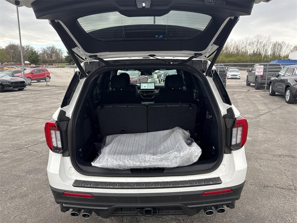 new 2025 Ford Explorer car, priced at $55,241