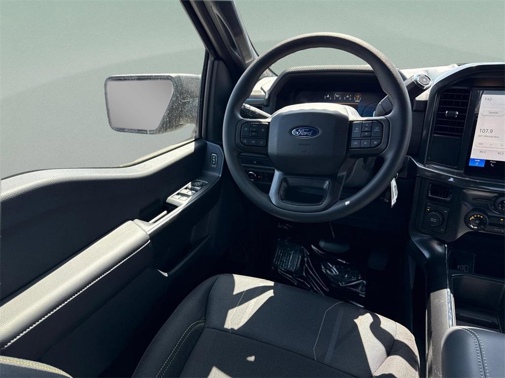 new 2025 Ford F-150 car, priced at $44,667