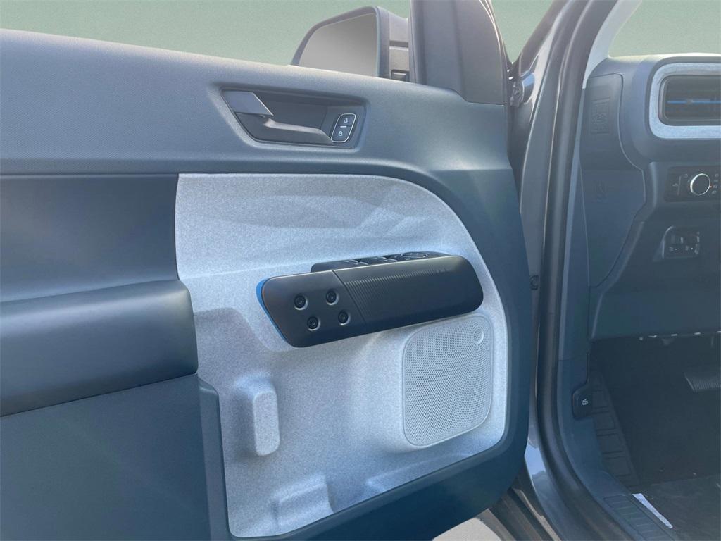 new 2025 Ford Maverick car, priced at $31,346