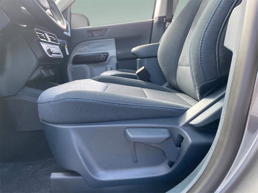 new 2025 Ford Maverick car, priced at $31,346