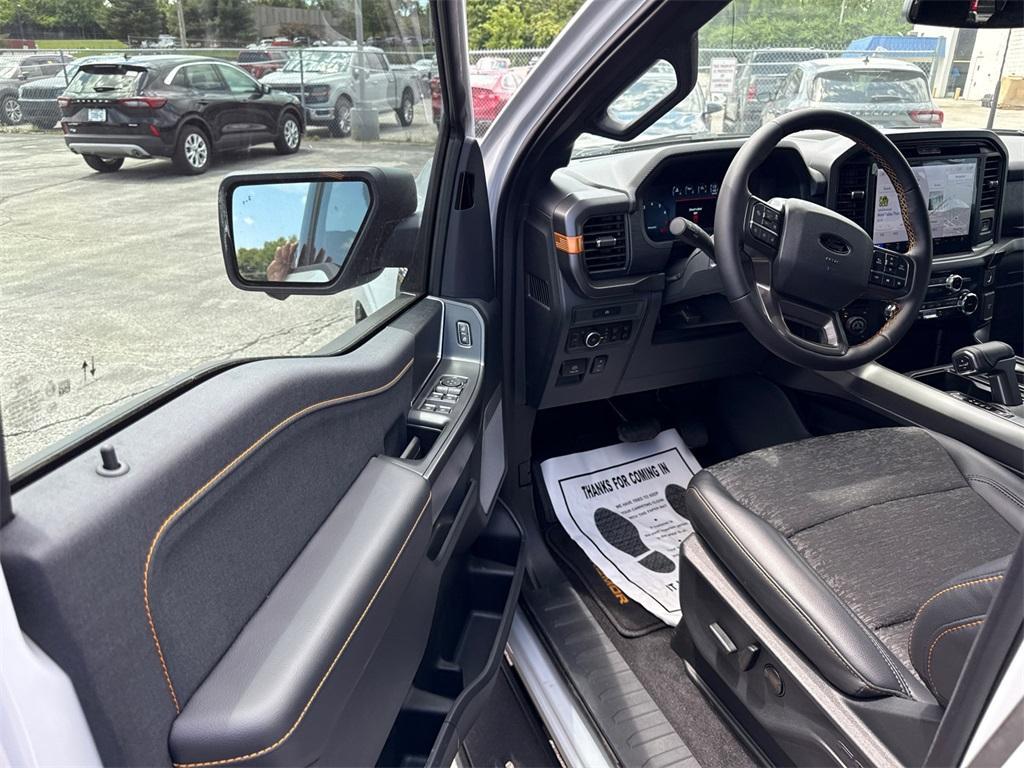 new 2025 Ford F-150 car, priced at $60,995
