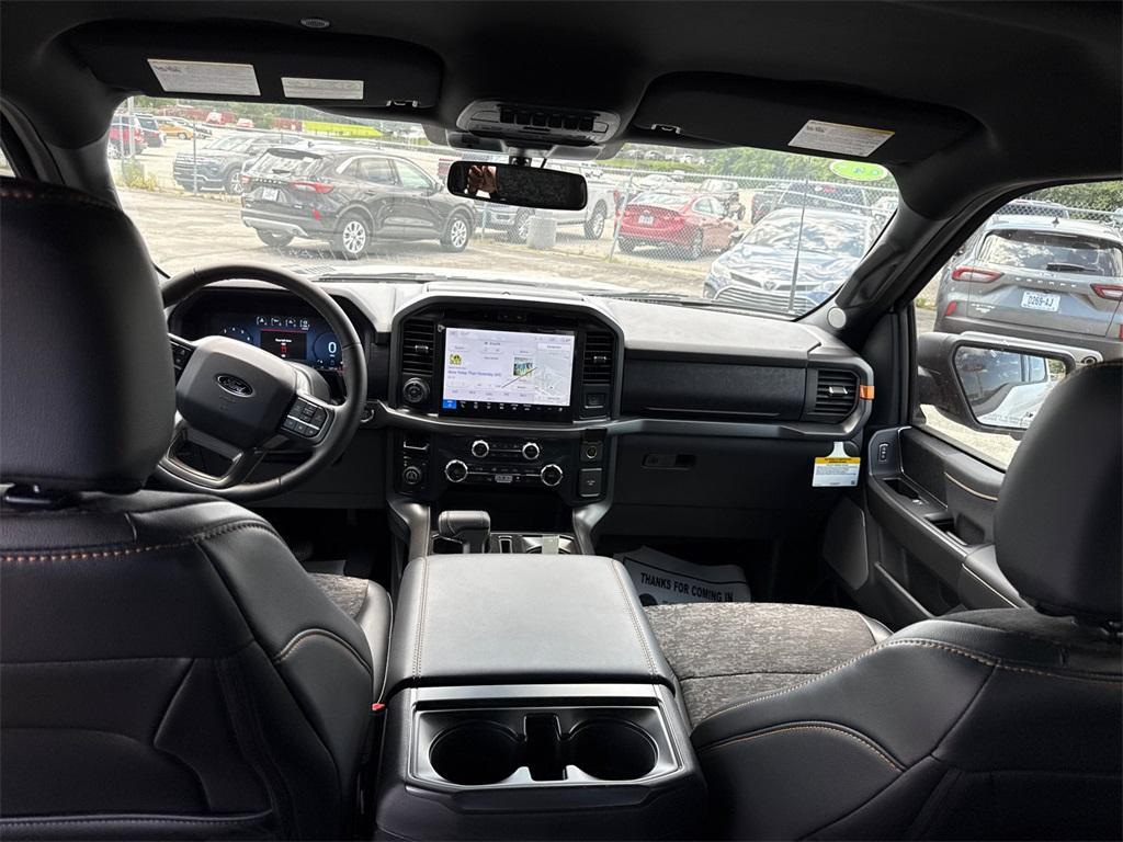new 2025 Ford F-150 car, priced at $60,995