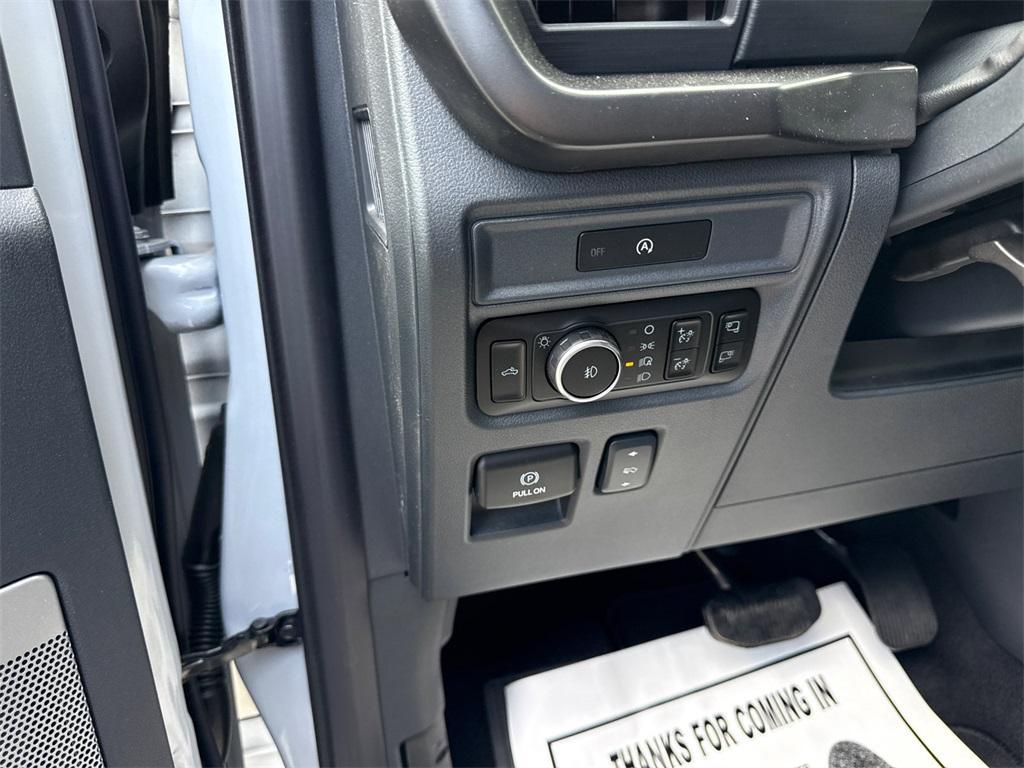 new 2025 Ford F-150 car, priced at $60,995
