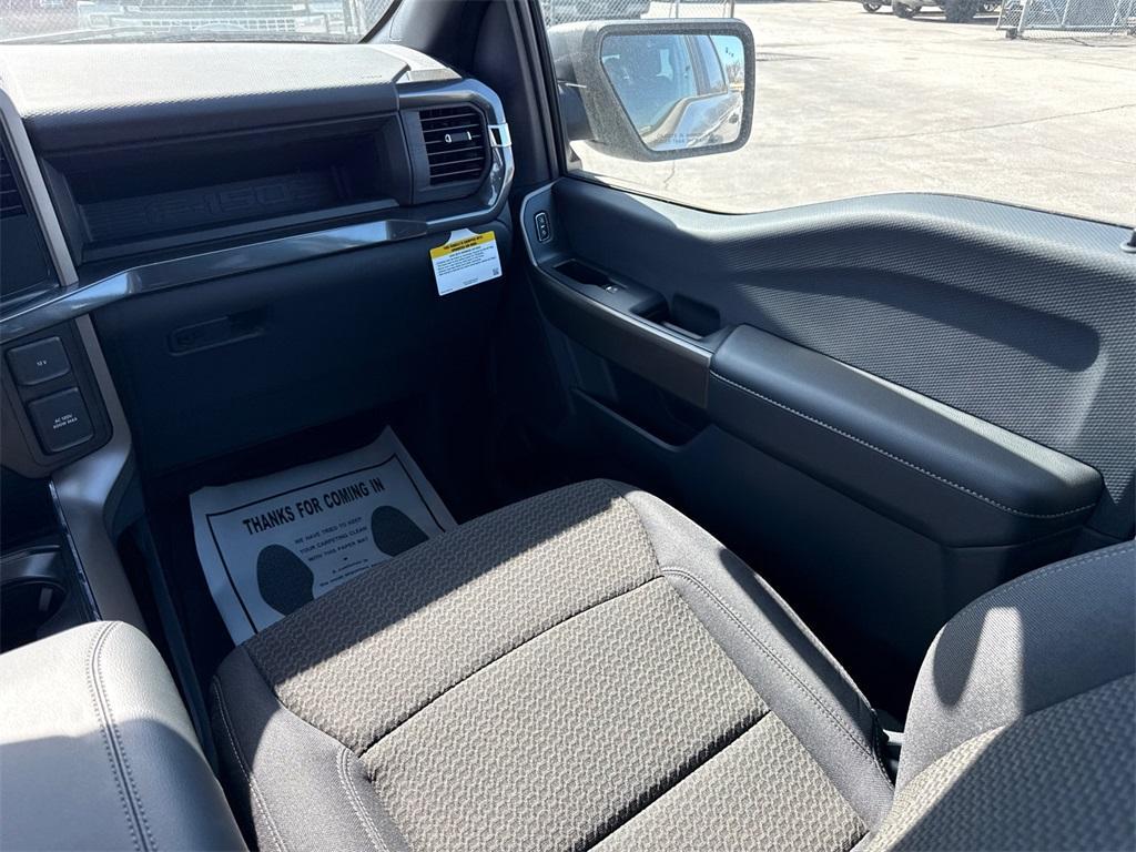 new 2024 Ford F-150 car, priced at $48,957