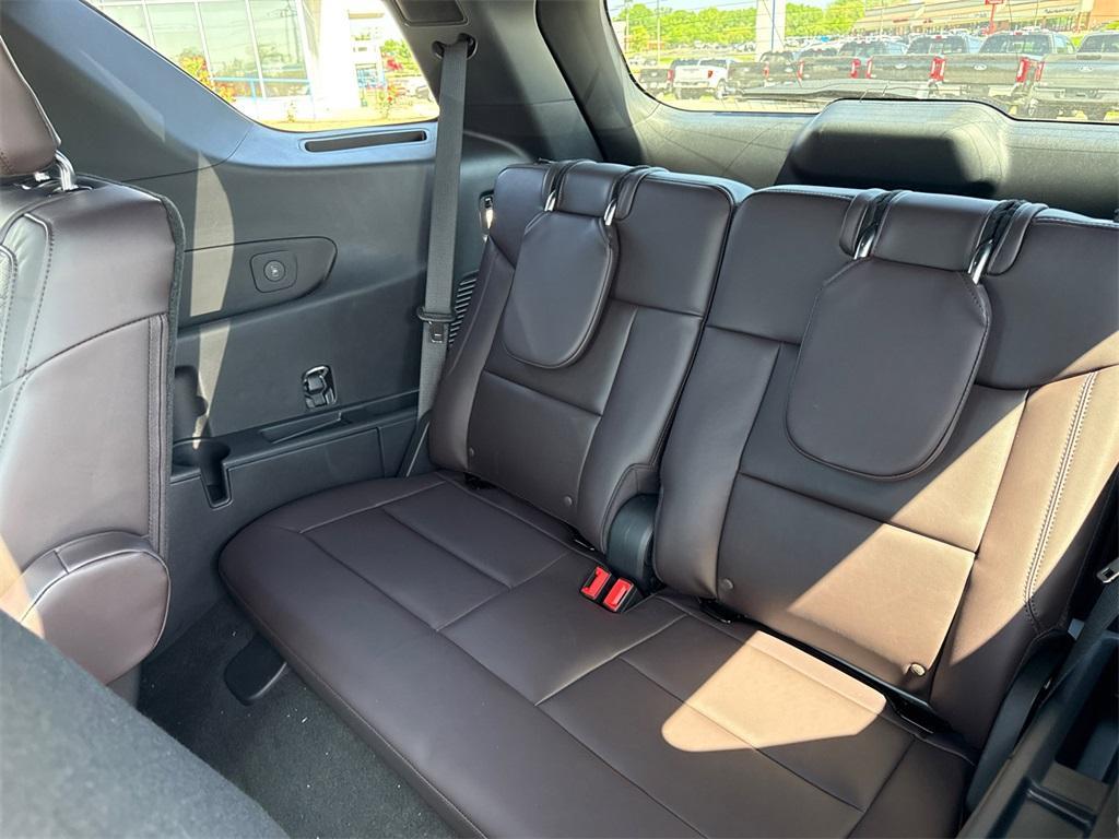 new 2025 Ford Explorer car, priced at $54,933