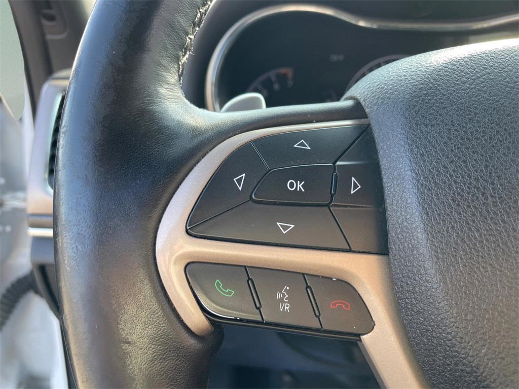 used 2015 Jeep Grand Cherokee car, priced at $9,990
