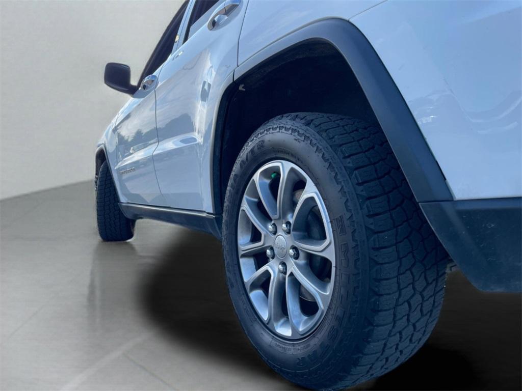 used 2015 Jeep Grand Cherokee car, priced at $9,990