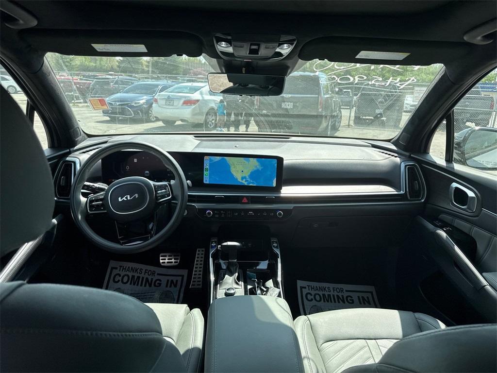 used 2025 Kia Sorento car, priced at $43,900