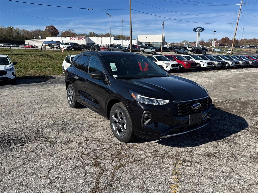 new 2024 Ford Escape car, priced at $31,000