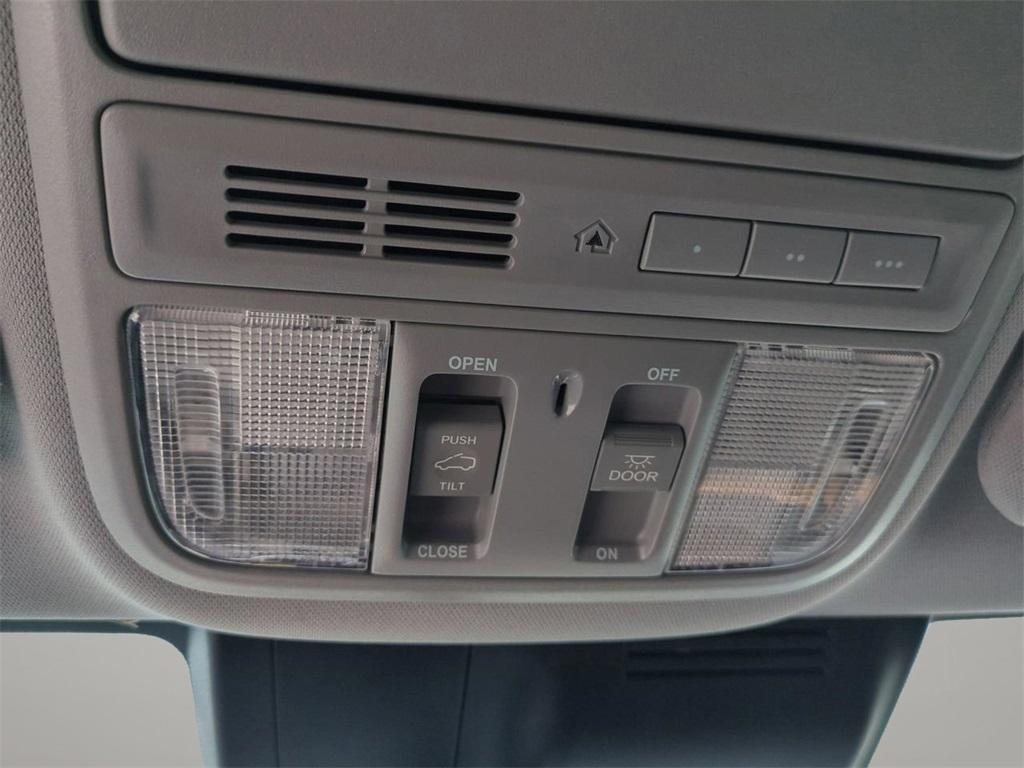 used 2022 Honda CR-V car, priced at $30,490