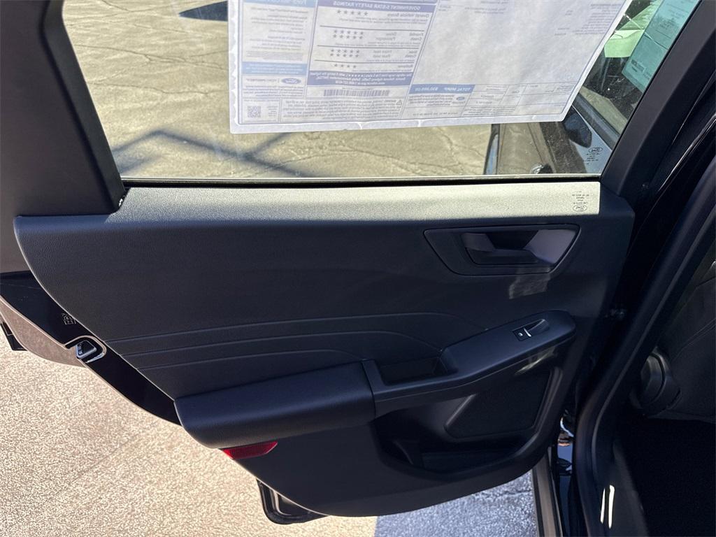 new 2025 Ford Escape car, priced at $27,262