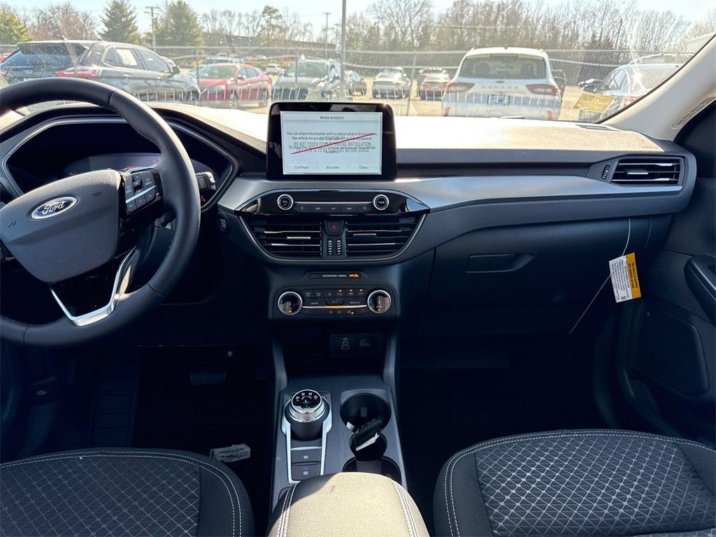 new 2025 Ford Escape car, priced at $27,262