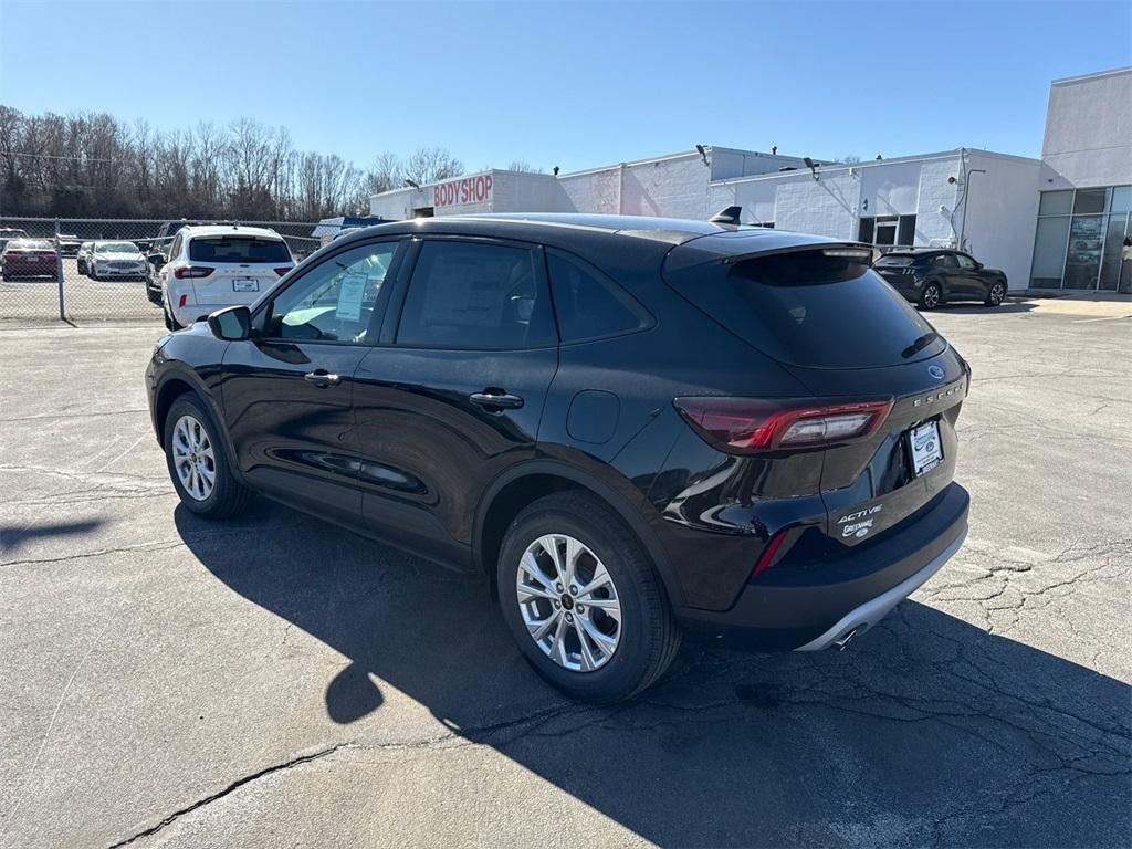 new 2025 Ford Escape car, priced at $27,262