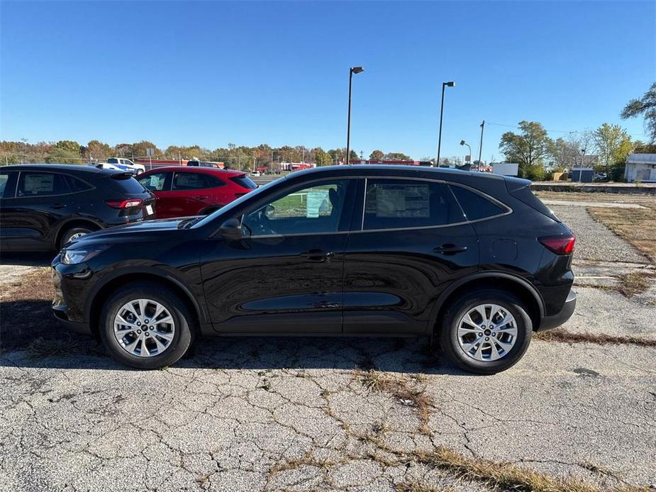 new 2025 Ford Escape car, priced at $29,002