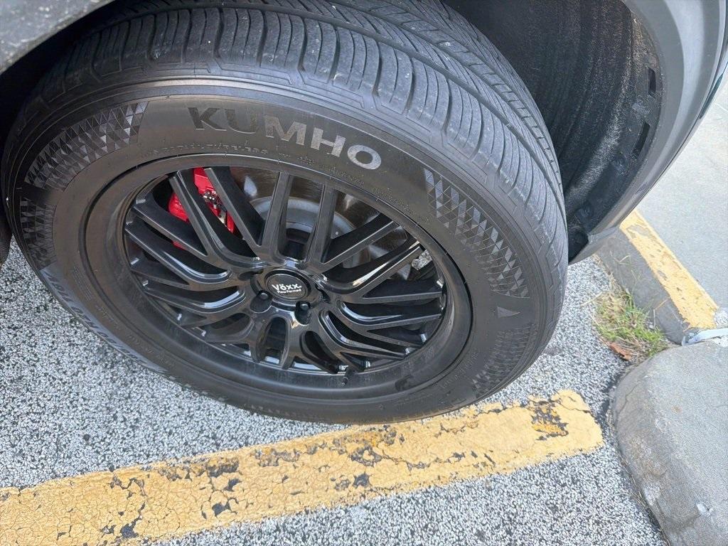 used 2022 Ford Explorer car, priced at $35,990