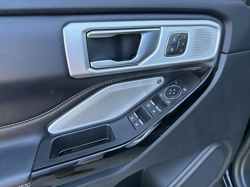 used 2022 Ford Explorer car, priced at $35,990