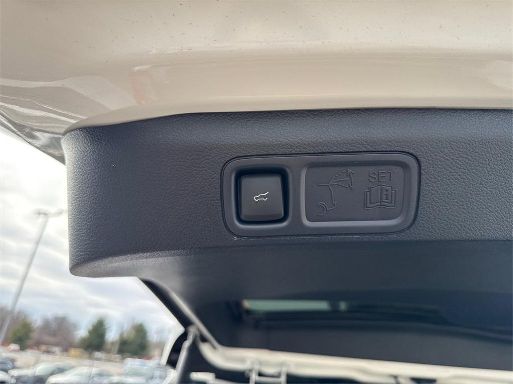 new 2024 Ford Expedition Max car, priced at $89,931