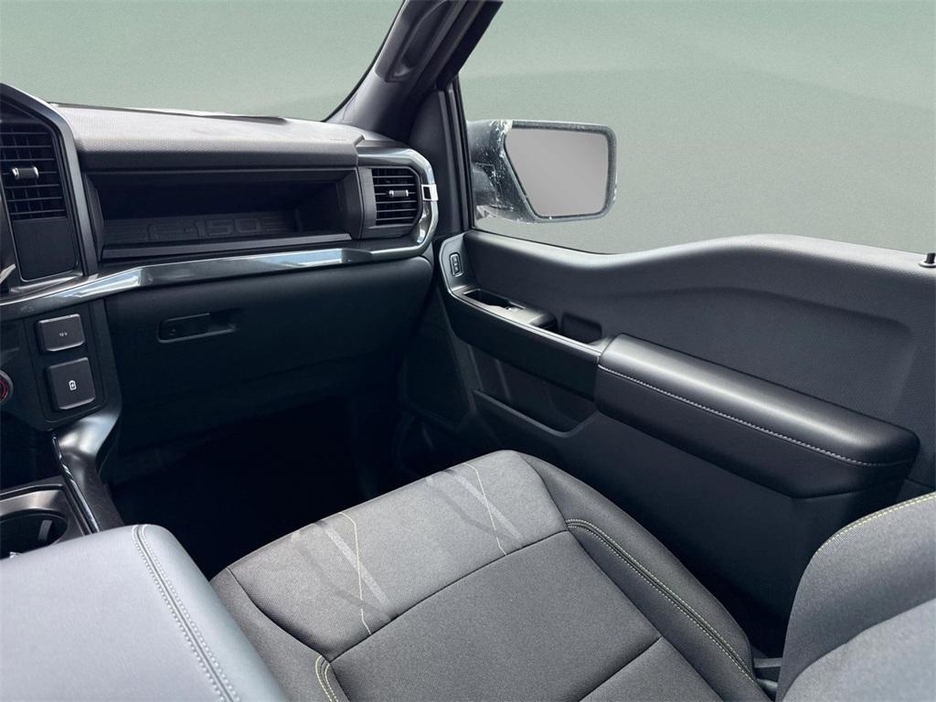 new 2025 Ford F-150 car, priced at $44,668
