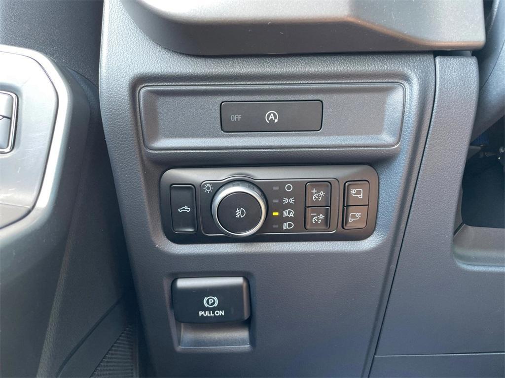 new 2025 Ford F-150 car, priced at $50,474