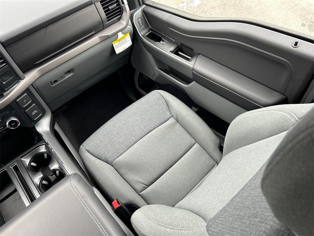 new 2025 Ford F-150 car, priced at $53,574