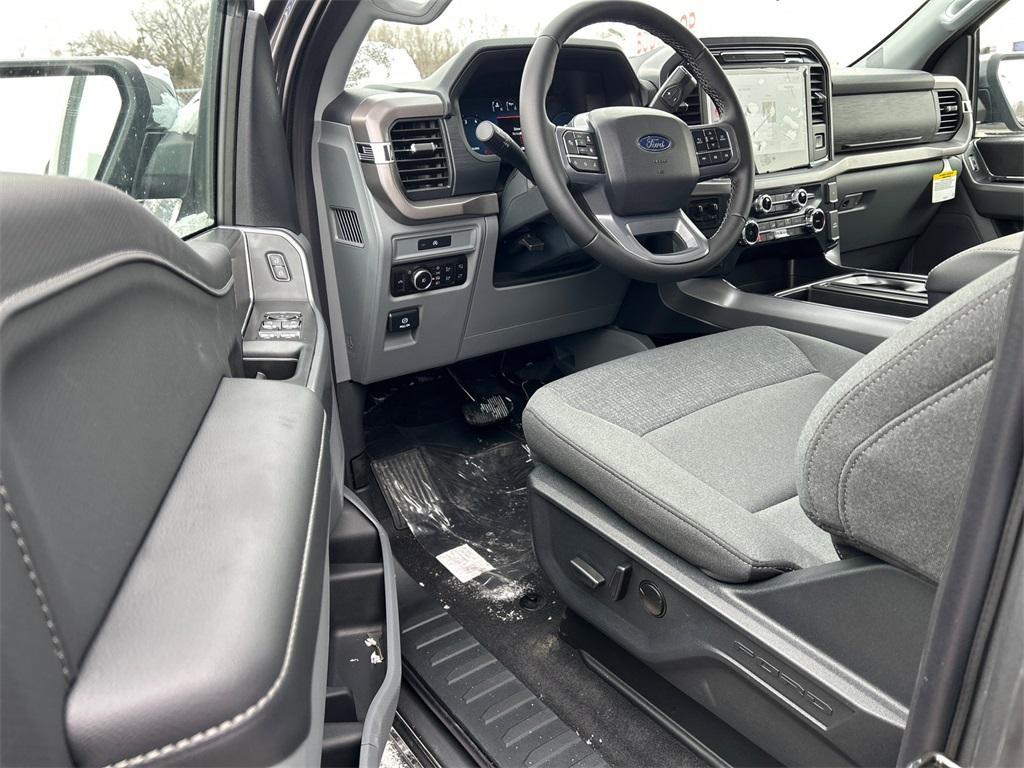new 2025 Ford F-150 car, priced at $53,574