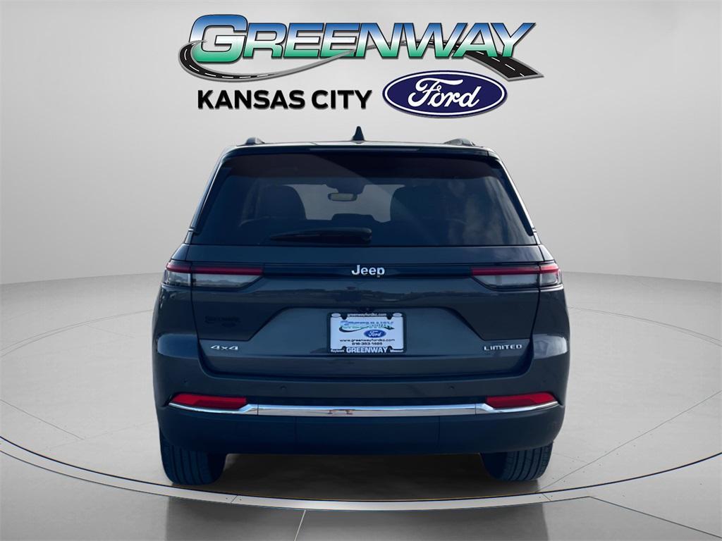 used 2022 Jeep Grand Cherokee car, priced at $30,990